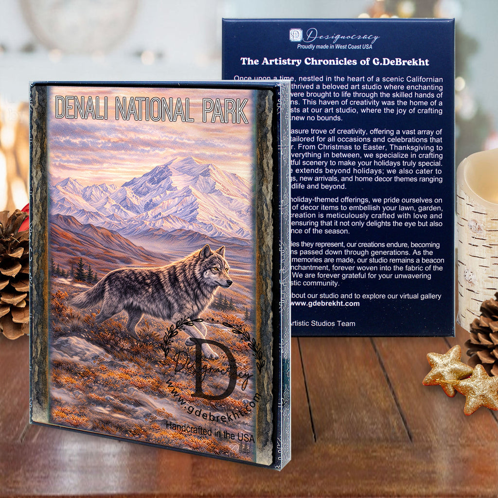 Northern Mountain Wolf Greeting Card by G. Debrekht - 97106GC